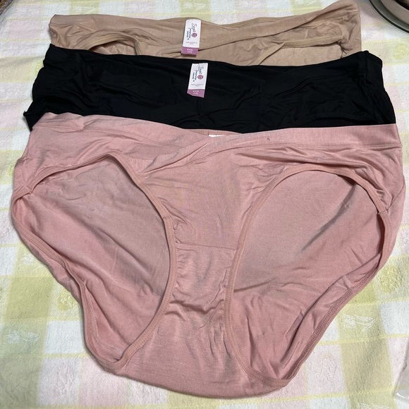 /- Secret Treasures Maternity Panty Rayon Spandex 3 pair XXXL (22) NEW - Picture 5 of 5